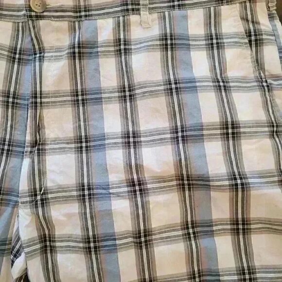 Pronto Uomo Blue Men's White/Blue/Grey Plaid Cotton Shorts - Picture 6 of 8